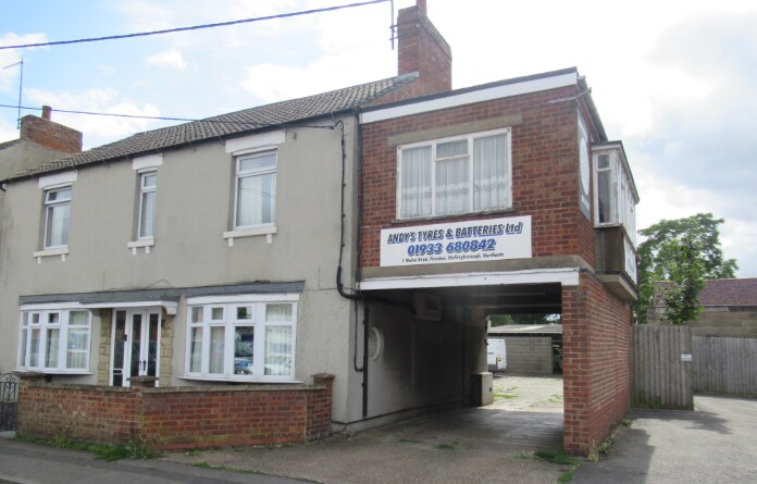 1 Mulso Rd, Finedon en venta Foto principal- Imagen 1 de 2