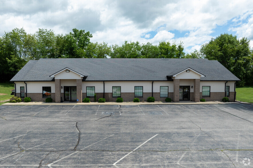 7845-7857 Waverly Rd, Martinsville, IN en venta - Foto del edificio - Imagen 2 de 16