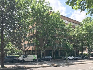 Más detalles de Calle de Jesús Aprendiz, 11, Madrid - Edificio residencial en venta