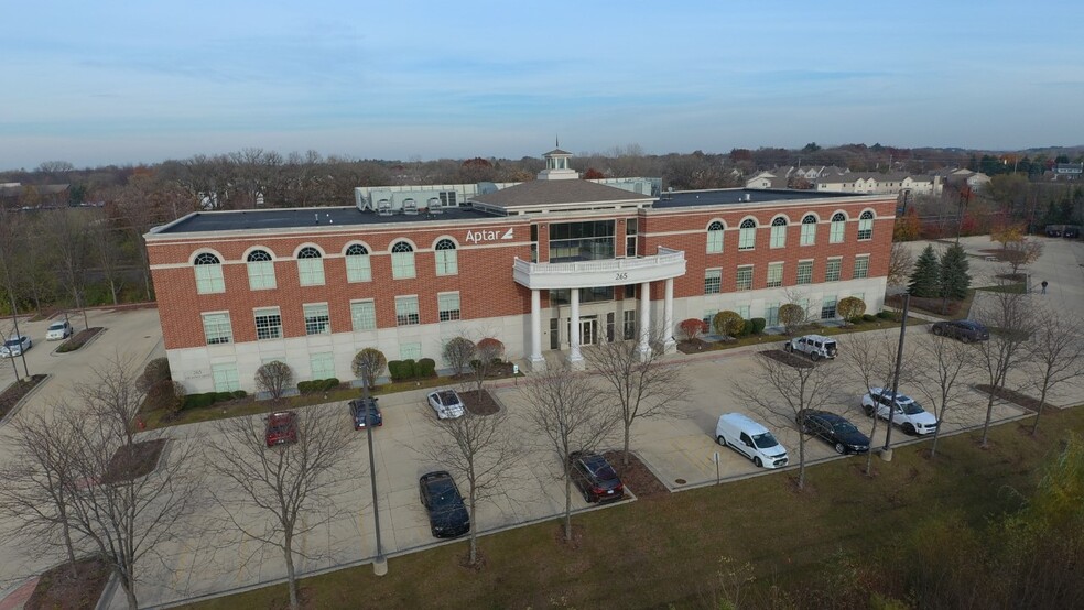 265 Exchange Dr, Crystal Lake, IL en alquiler - Foto del edificio - Imagen 1 de 10