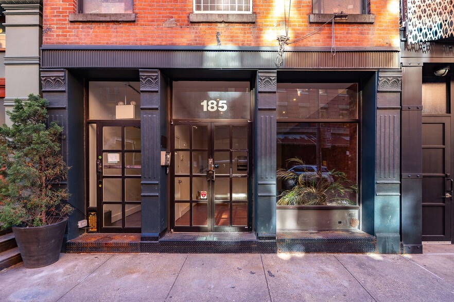 185 Franklin St, New York, NY en venta - Foto del edificio - Imagen 1 de 15