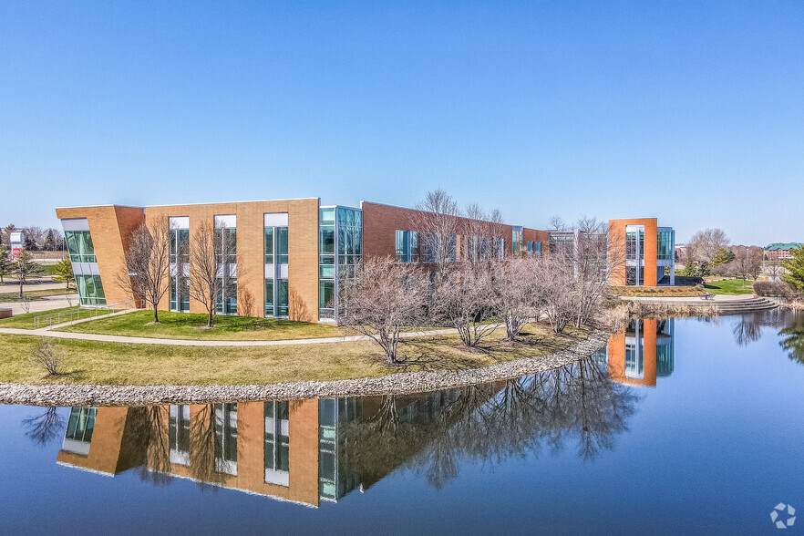 6400 Westown Pky, West Des Moines, IA en alquiler - Foto del edificio - Imagen 1 de 15