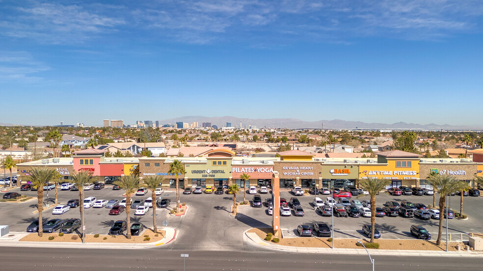 E Windmill Ln, Las Vegas, NV en alquiler - Foto del edificio - Imagen 1 de 9