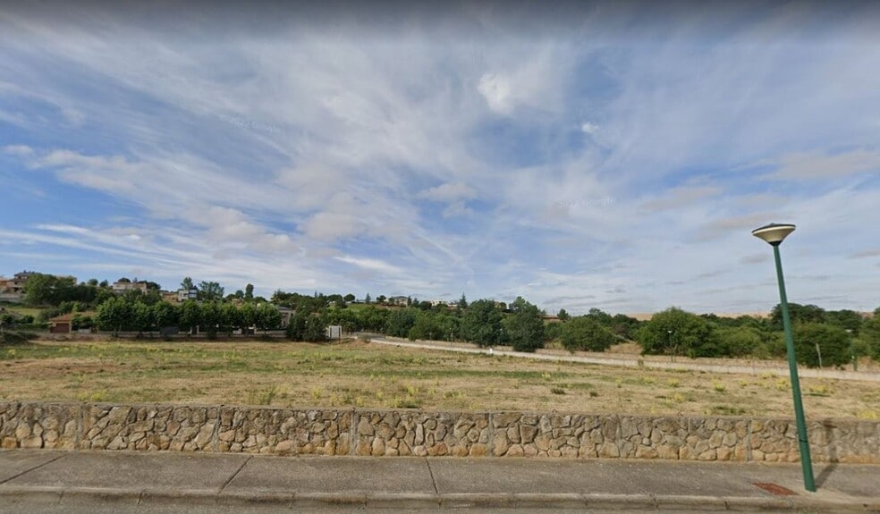 Río Tormes, Sn, Villamayor, Salamanca en alquiler - Plano del sitio - Imagen 2 de 19