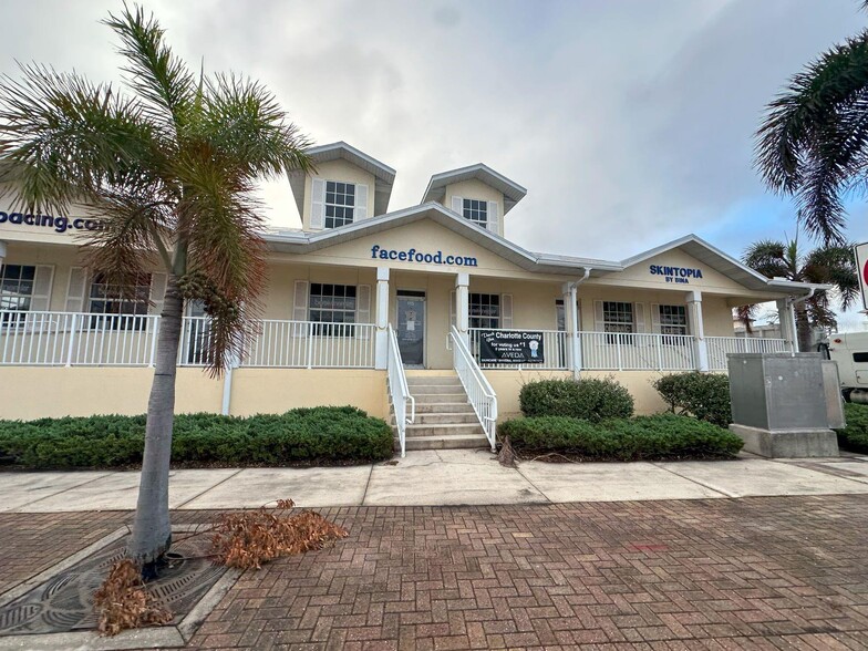 208 Tamiami Trl, Punta Gorda, FL en venta - Foto del edificio - Imagen 1 de 1