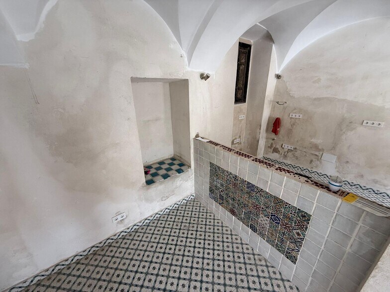 Local en Cáceres, Cáceres en alquiler - Foto del edificio - Imagen 2 de 17