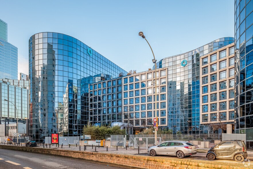 41-47 Rue Louis Blanc, Courbevoie en venta - Foto del edificio - Imagen 1 de 11