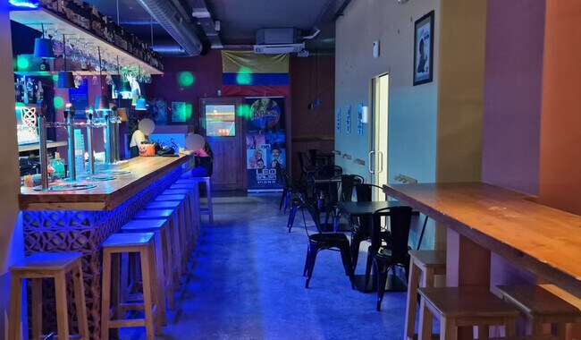 Más detalles de Carrer de la Riera, 21, Vic - Edificio residencial​ en venta