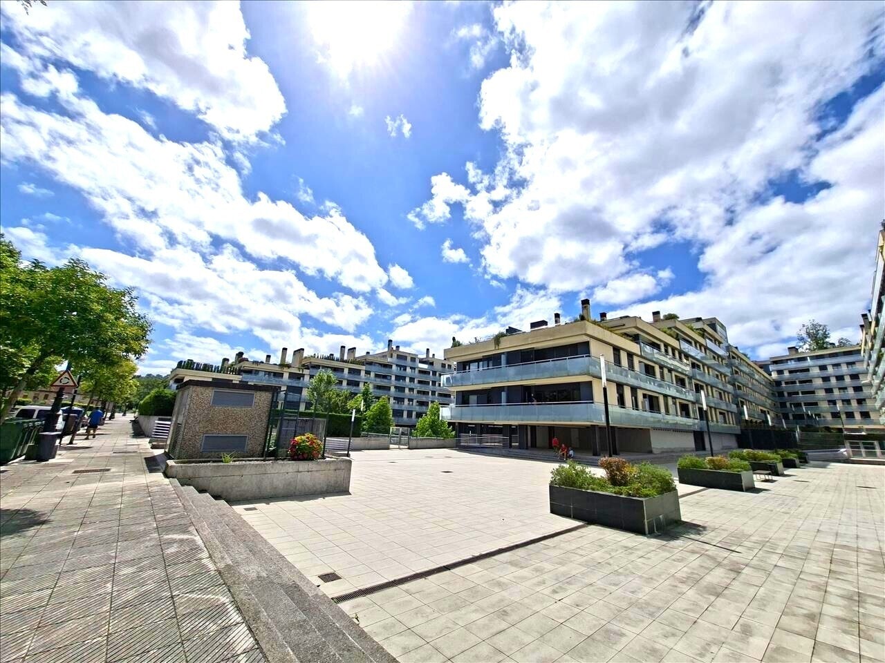 Calle Tapia de Casariego, Oviedo, Asturias en venta Foto del edificio- Imagen 1 de 16