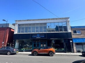 8 Finkle St, Workington en venta Foto del interior- Imagen 1 de 4