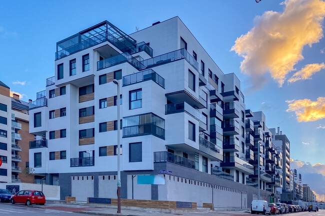 Más detalles de Calle Enrique Urquijo, 110, Madrid - Local en alquiler