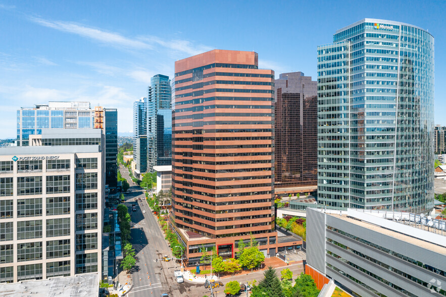 10900 NE 4th St, Bellevue, WA en alquiler - Foto del edificio - Imagen 1 de 3