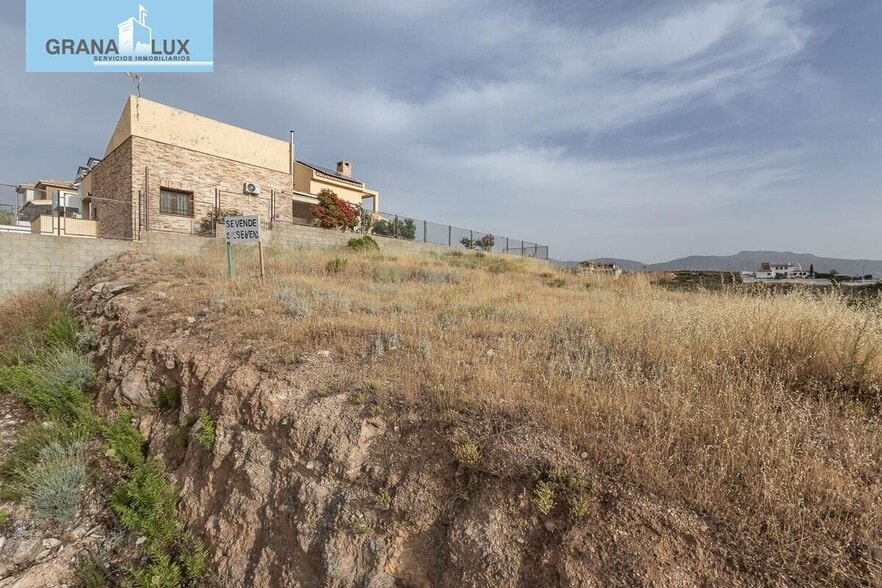 Calle Pinos Puente, 20, La Zubia, Granada en venta - Foto principal - Imagen 1 de 14