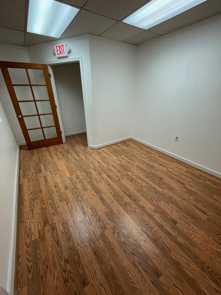 14800-14820 Physicians Ln, Rockville, MD en venta - Foto del edificio - Imagen 3 de 7