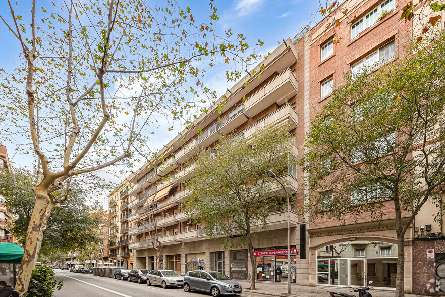 Carrer De València, Barcelona, Barcelona en venta - Foto del edificio - Imagen 2 de 2