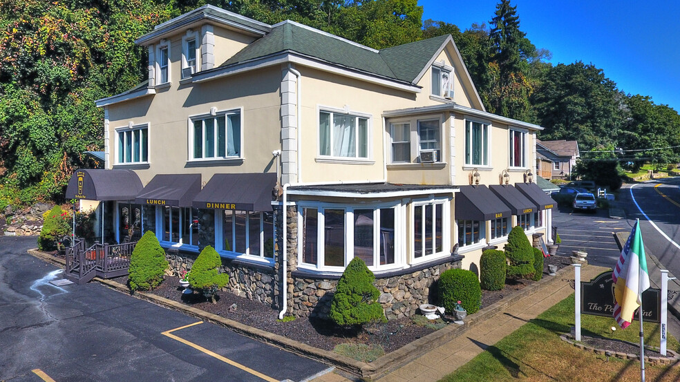 337 N Liberty Dr, Tomkins Cove, NY en venta - Foto del edificio - Imagen 1 de 37