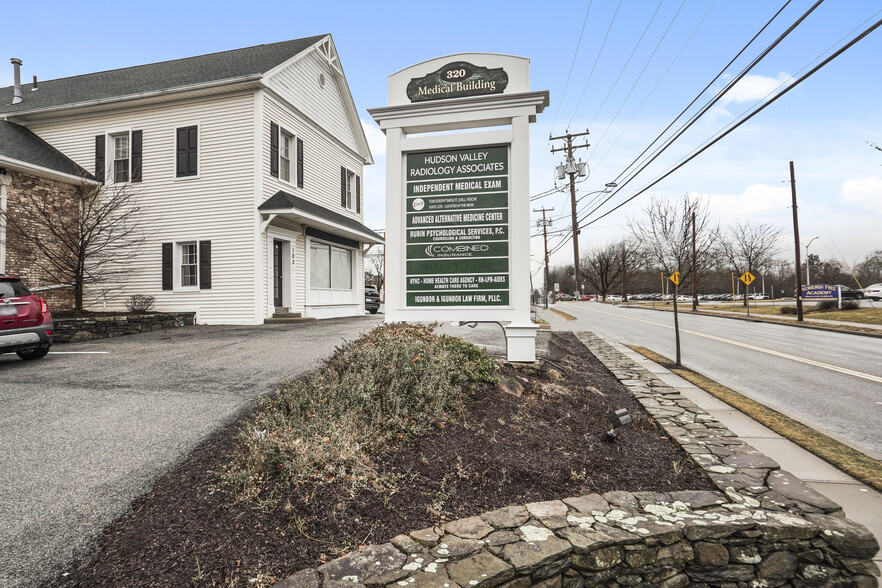 320 Robinson Ave, Newburgh, NY en alquiler - Foto del edificio - Imagen 3 de 6