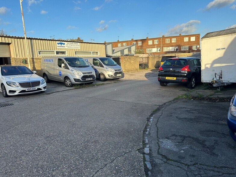 3 Gibcracks, Basildon en alquiler - Foto del edificio - Imagen 2 de 6