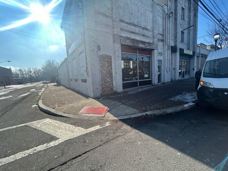 130 E Main St, Somerville, NJ en alquiler - Foto del edificio - Imagen 1 de 3