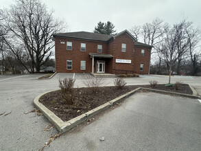 938 Louisville Rd, Frankfort, KY en alquiler Foto del edificio- Imagen 1 de 14