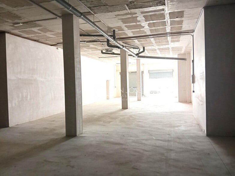 Local en Aspe, Alicante en venta - Foto del interior - Imagen 2 de 11