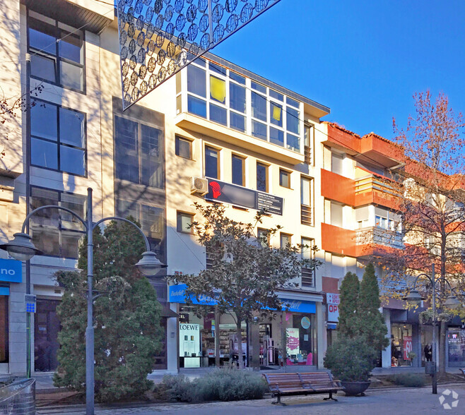 Oficinas en Majadahonda, MAD en alquiler - Foto del edificio - Imagen 2 de 2