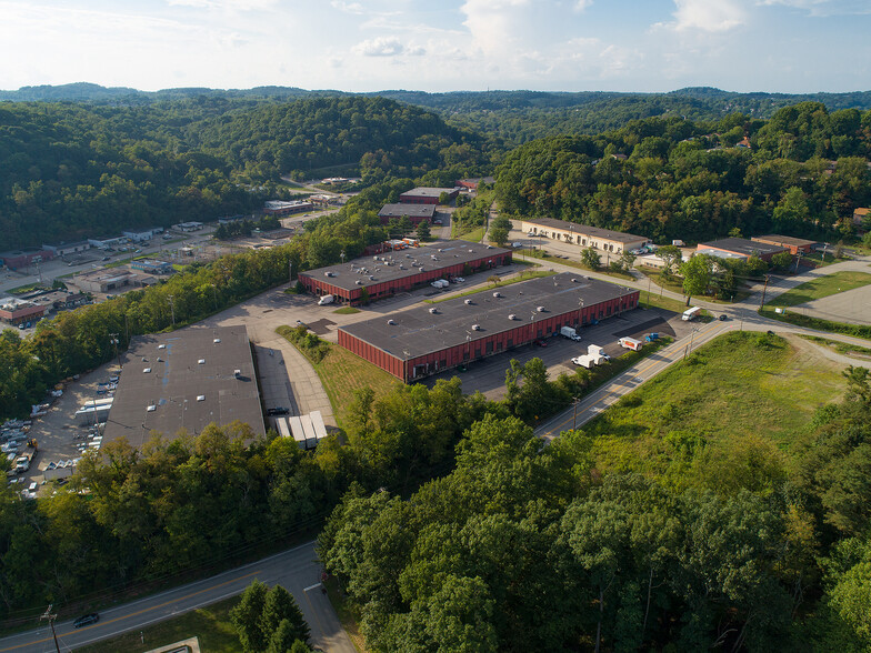 500 Plum Industrial Ct, Plum, PA en alquiler - Foto del edificio - Imagen 2 de 3