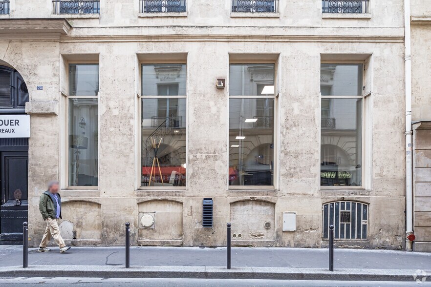 73 Rue Sainte-Anne, Paris en alquiler - Foto del edificio - Imagen 3 de 3