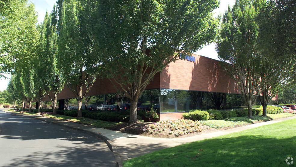 9500-9560 SW Nimbus Ave, Beaverton, OR en alquiler - Foto del edificio - Imagen 3 de 26