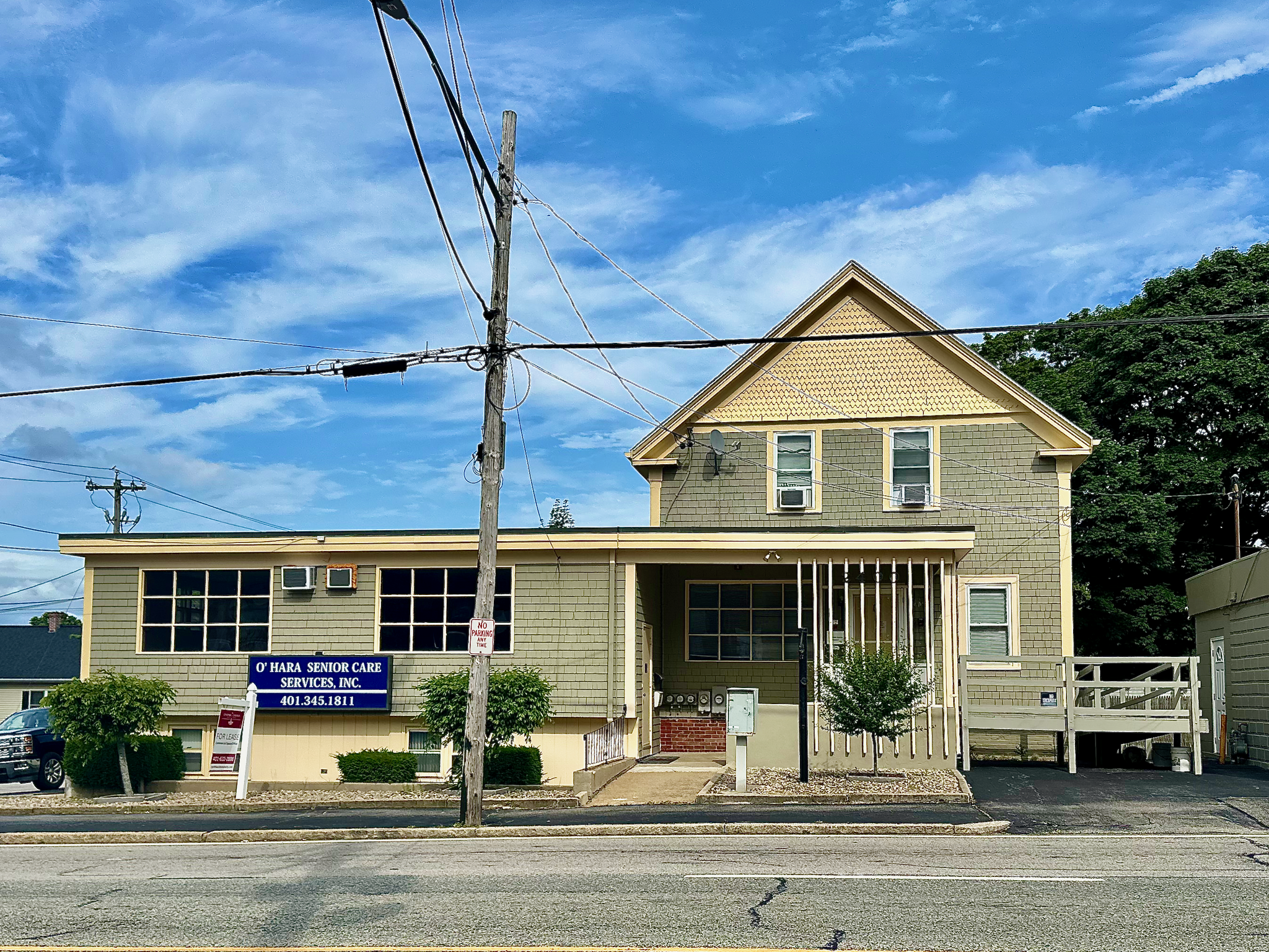 2400 Pawtucket Ave, East Providence, RI en alquiler Foto del edificio- Imagen 1 de 2