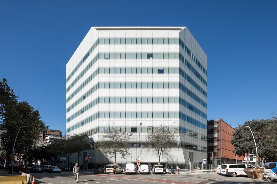 Oficina en Barcelona, Barcelona en alquiler - Foto del edificio - Imagen 2 de 4
