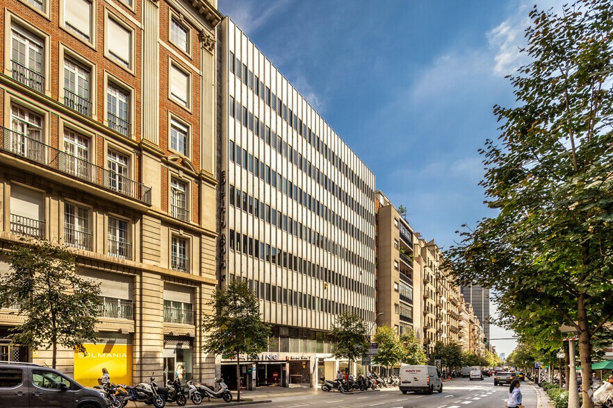 Carrer de Balmes, 196-200, Barcelona, Barcelona en alquiler - Foto del edificio - Imagen 3 de 4