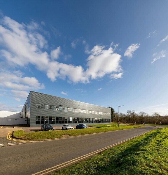 73 Mercers Dr, Milton Keynes en alquiler - Foto del edificio - Imagen 1 de 4