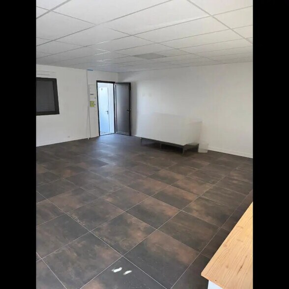 Local en Léognan en venta - Foto del edificio - Imagen 3 de 3