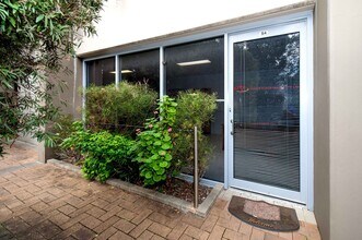 1-3 Elizabeth Ave, Mascot en alquiler Foto del edificio- Imagen 1 de 3