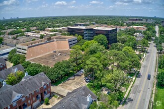 800 Bering Dr, Houston, TX - vista aérea  vista de mapa - Image1