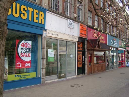 138 The Broadway, Surbiton en venta - Foto del edificio - Imagen 3 de 6