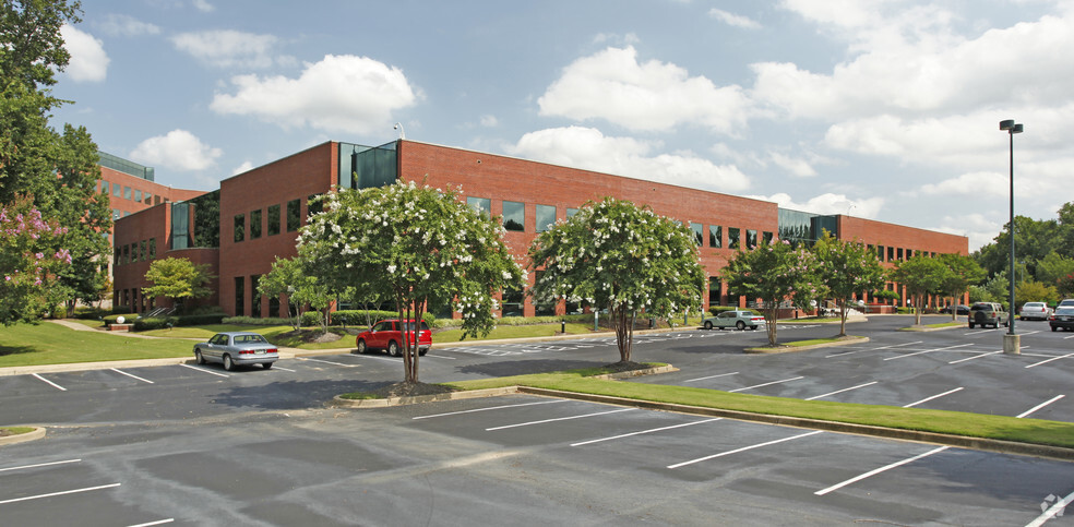 1900 Charles Bryan Rd, Cordova, TN en alquiler - Foto del edificio - Imagen 3 de 8