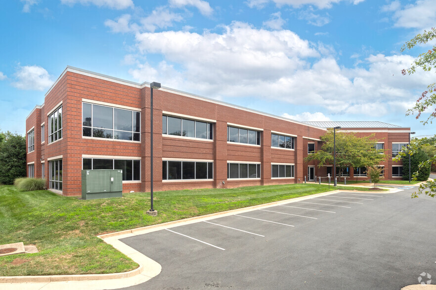 4530 Walney Rd, Chantilly, VA en alquiler - Foto del edificio - Imagen 1 de 5