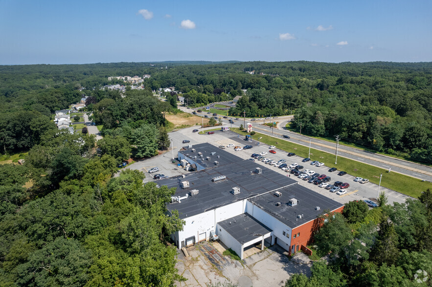 1800 Mendon Rd, Cumberland, RI en alquiler - Vista aérea - Imagen 3 de 10