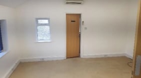 95A-95B Wood Lane, Altrincham en alquiler Foto del interior- Imagen 2 de 3