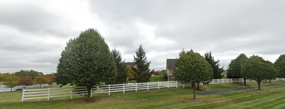 545 Hilltop Rd, Xenia, OH en venta - Foto del edificio - Imagen 2 de 10