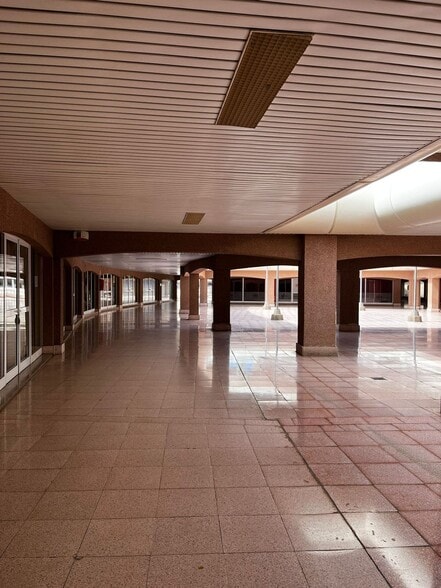 Calle Teobaldo Power, S/N, San Bartolomé de Tirajana, Las Palmas en venta - Foto del edificio - Imagen 3 de 19