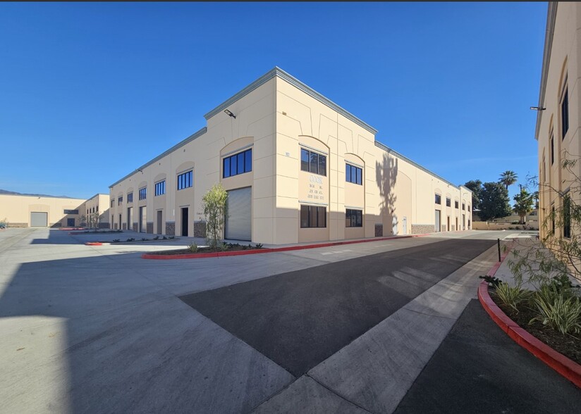 1623 W San Bernardino Rd, West Covina, CA en venta - Foto del edificio - Imagen 1 de 7