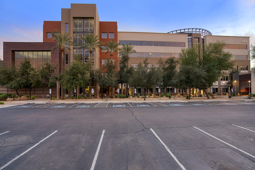 9305 W Thomas Rd, Phoenix, AZ en alquiler - Foto del edificio - Imagen 2 de 15