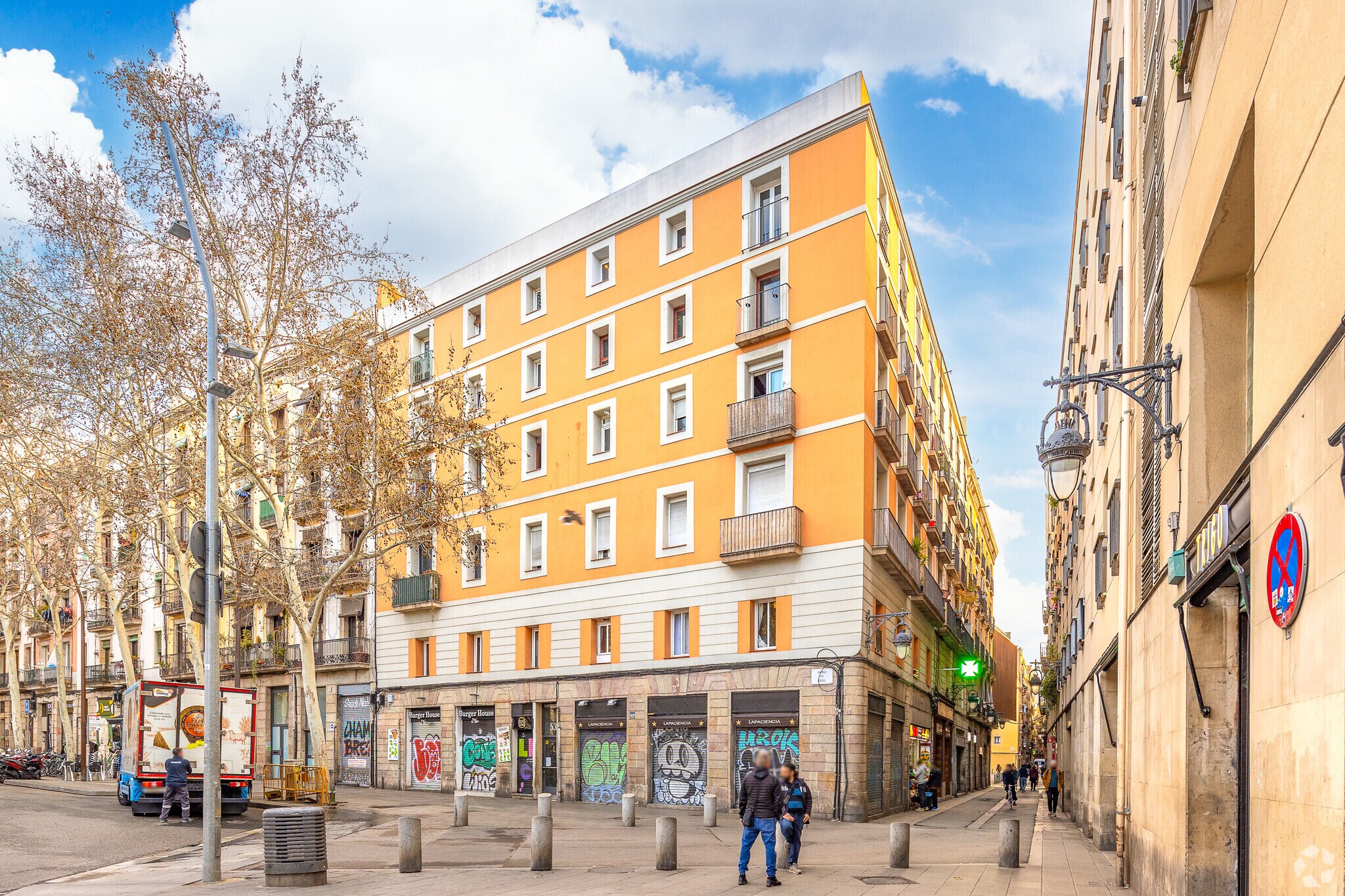 Edificio residencial en Barcelona, Barcelona en venta Foto principal- Imagen 1 de 3