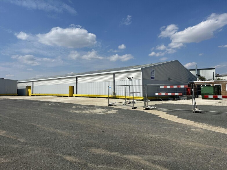 Clifton Rd, Huntingdon en alquiler - Foto del edificio - Imagen 3 de 16