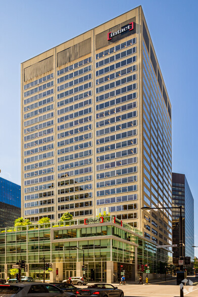 2020 Boul Robert-Bourassa, Montréal, QC en alquiler - Foto del edificio - Imagen 2 de 5