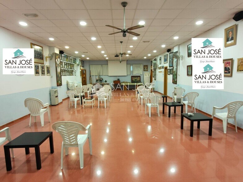 Local en Aspe en venta - Foto del edificio - Imagen 3 de 10