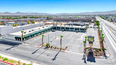 712-738 W Sunset Rd, Henderson, NV en alquiler Foto del edificio- Imagen 2 de 6